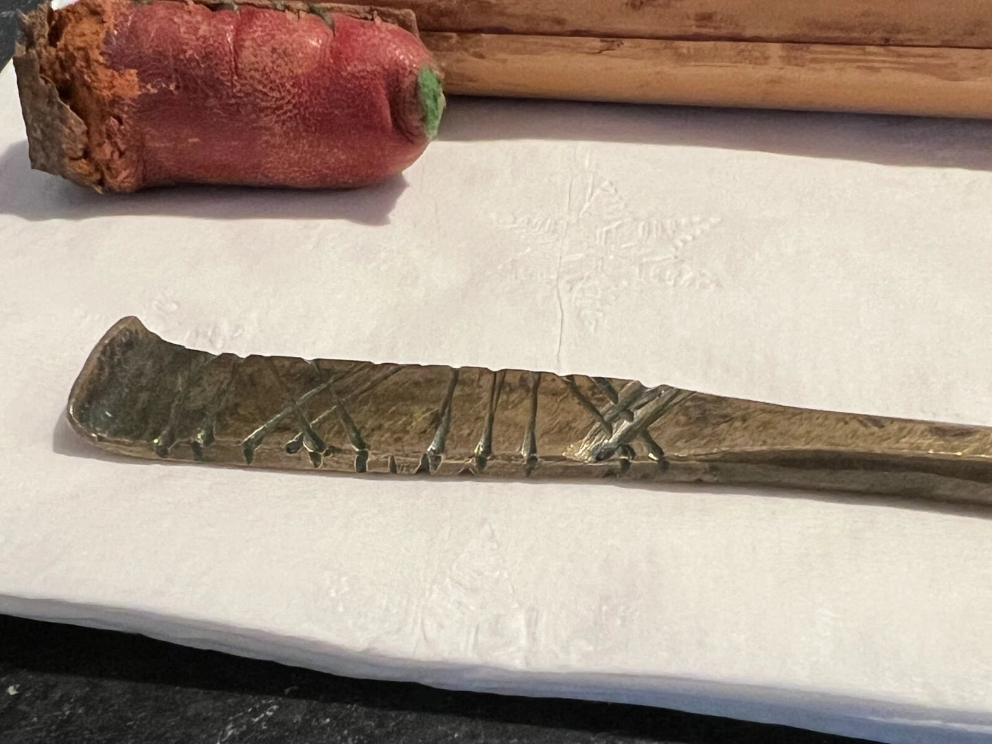 Antique Bronze Hair Pin + Original Bamboo Case - Traditional Eastern Asian Accessory