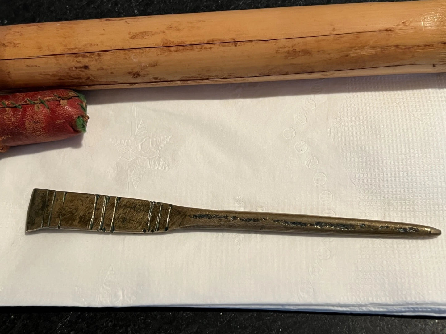 Antique Bronze Hair Pin + Original Bamboo Case - Traditional Eastern Asian Accessory
